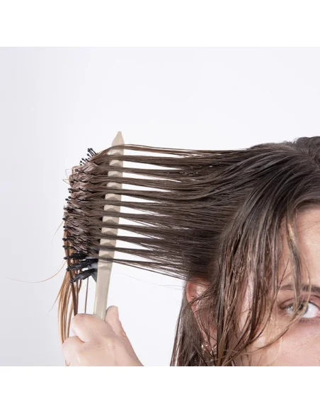 BIFULL HULA WAVES - CURLY METHOD CEPILLO PARA RIZOS CREMA